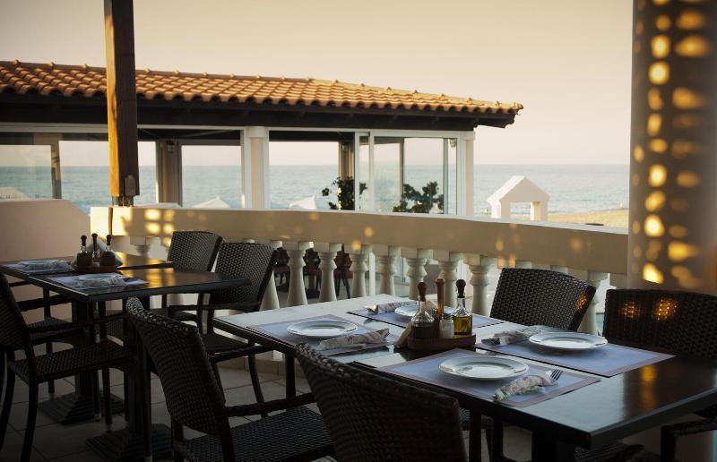 Hotel Caretta Beach Gerani  Exterior photo